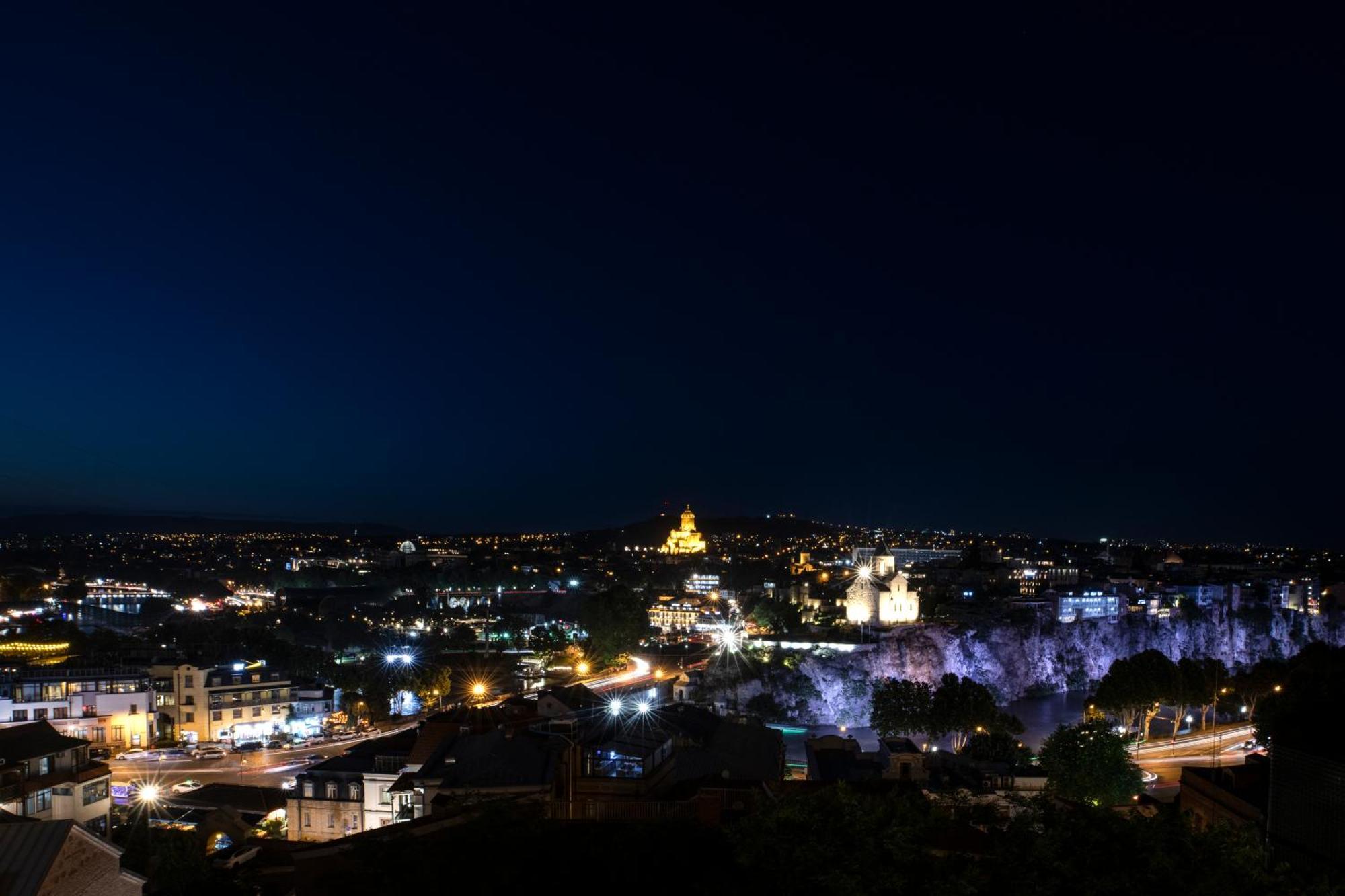 Citadel Narikala Hotel Tbilisi Exteriör bild